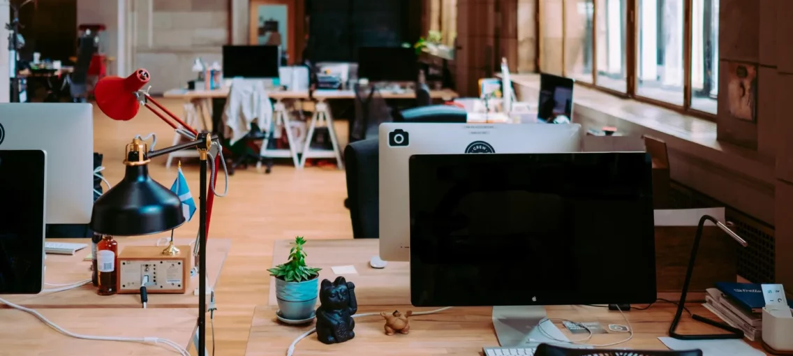 dia vs traditional business broadband